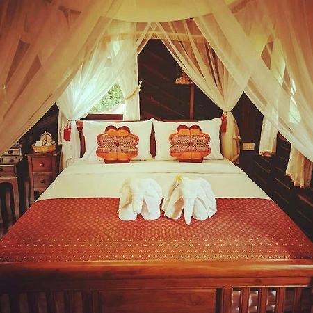 Baan Sithepaban Guesthouse 피차눌로크 외부 사진