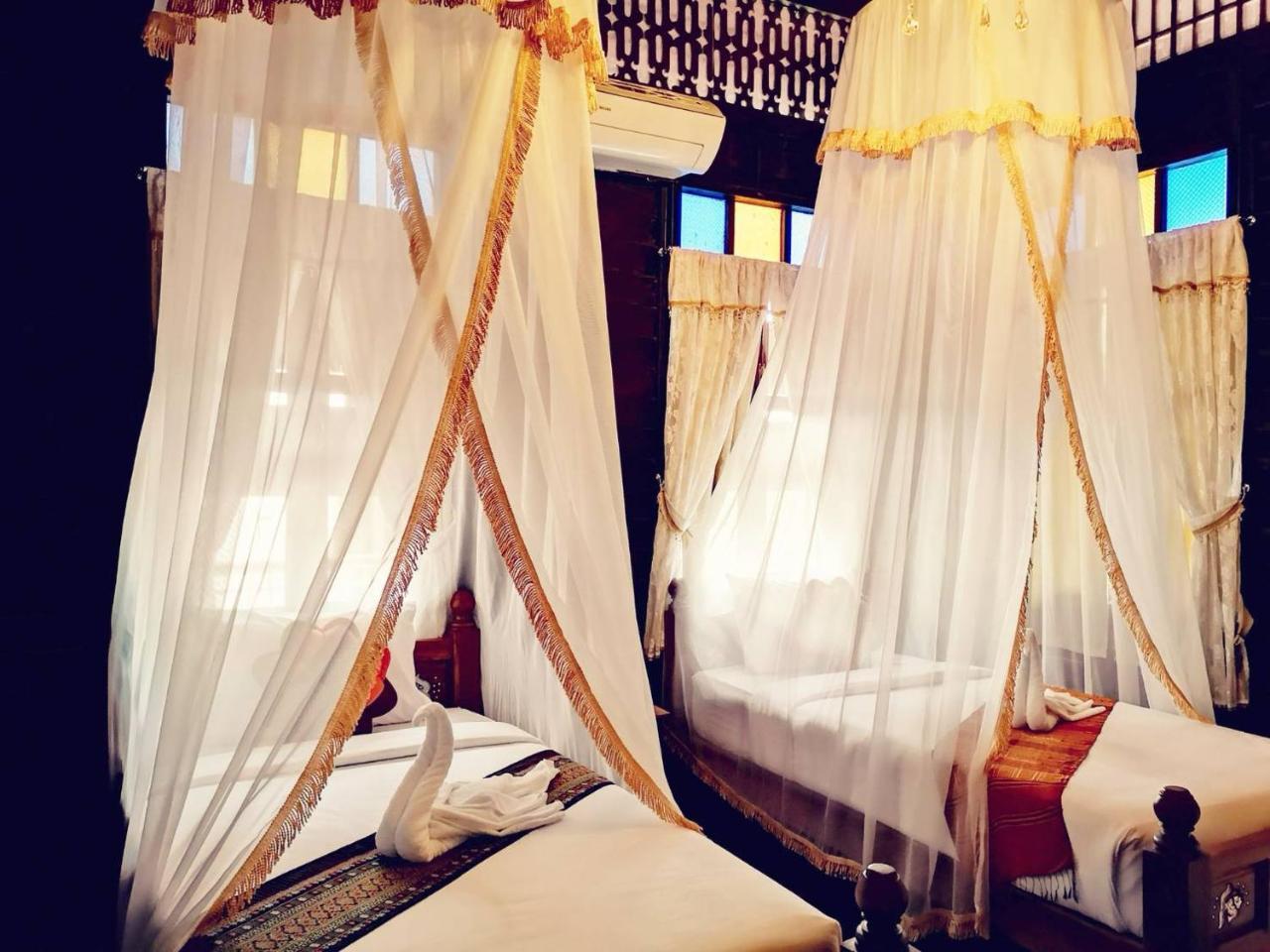 Baan Sithepaban Guesthouse 피차눌로크 외부 사진