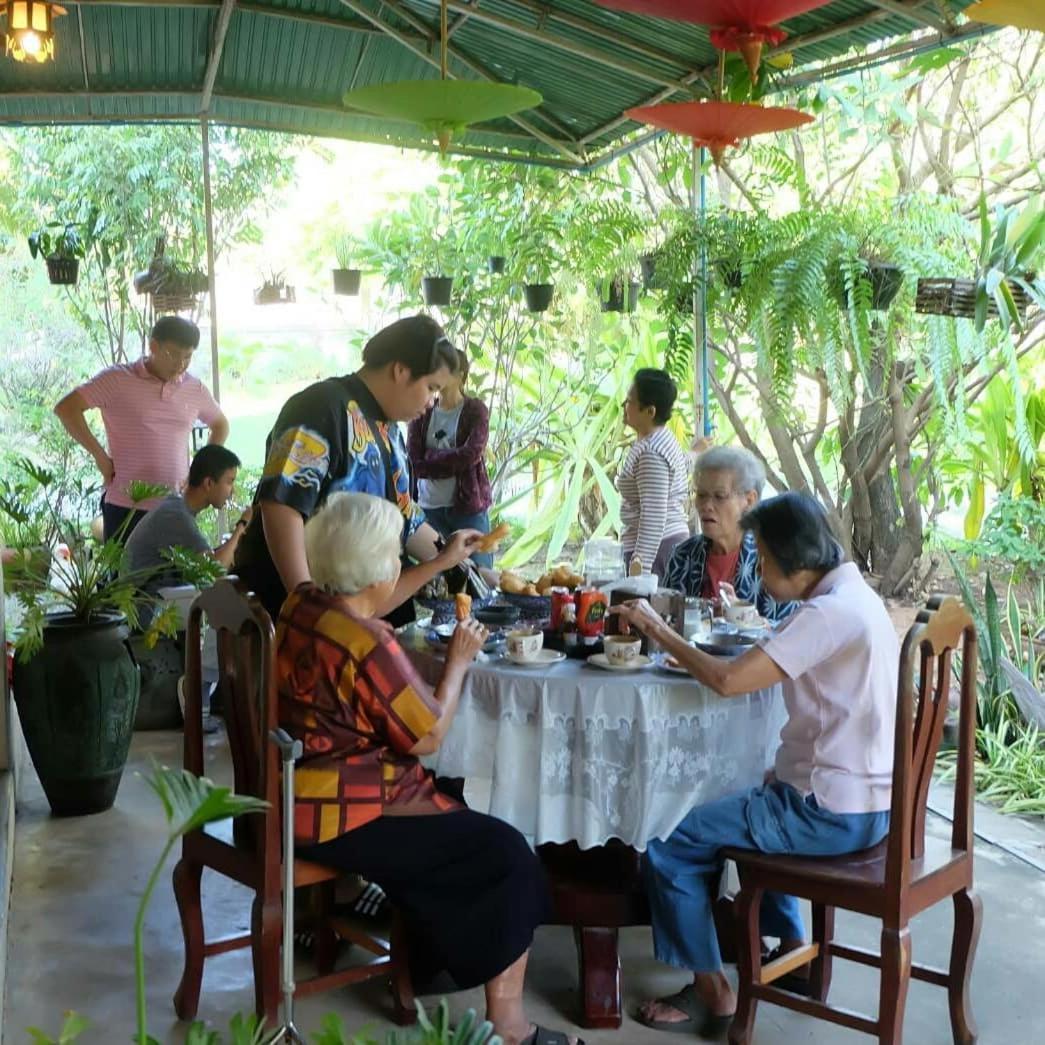 Baan Sithepaban Guesthouse 피차눌로크 외부 사진