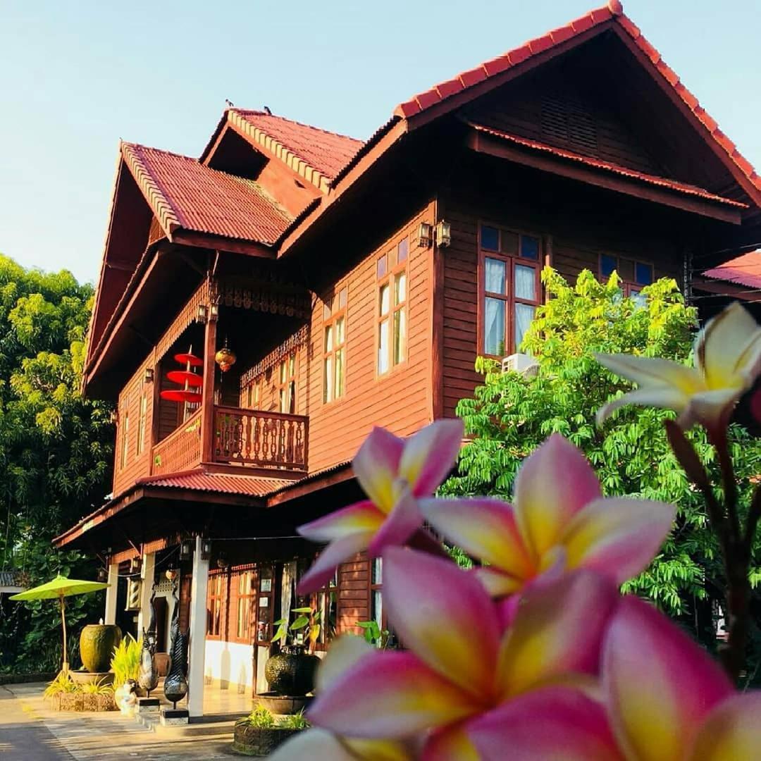 Baan Sithepaban Guesthouse 피차눌로크 외부 사진
